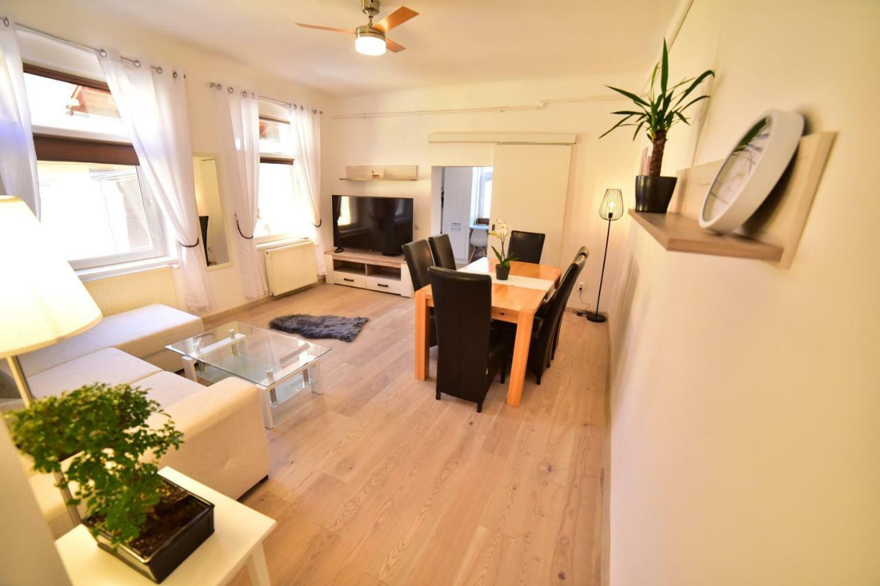 Casa Soare - Ultracentral Guesthouse Sibiu Bagian luar foto