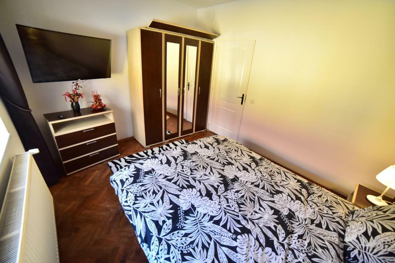 Casa Soare - Ultracentral Guesthouse Sibiu Bagian luar foto