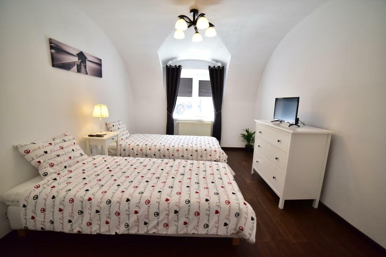 Casa Soare - Ultracentral Guesthouse Sibiu Bagian luar foto