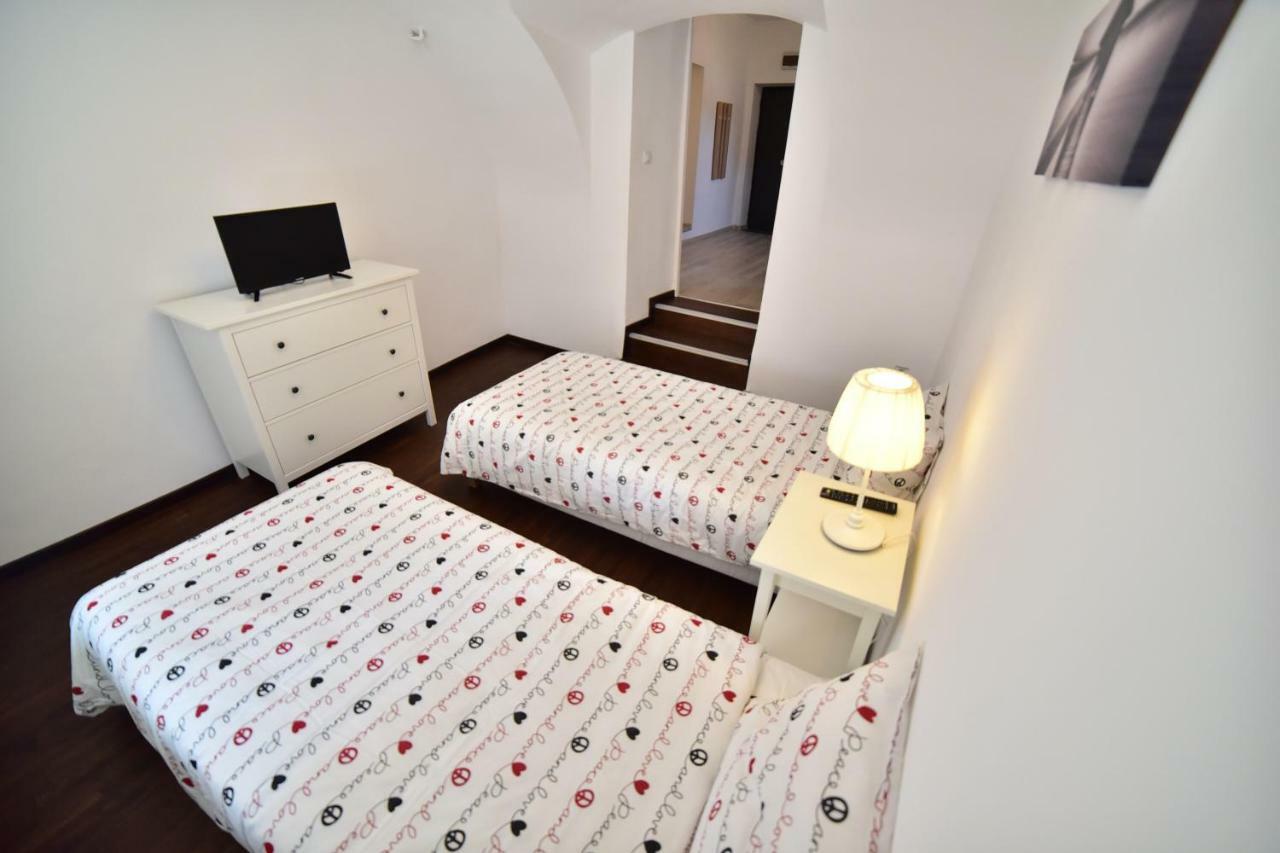 Casa Soare - Ultracentral Guesthouse Sibiu Bagian luar foto