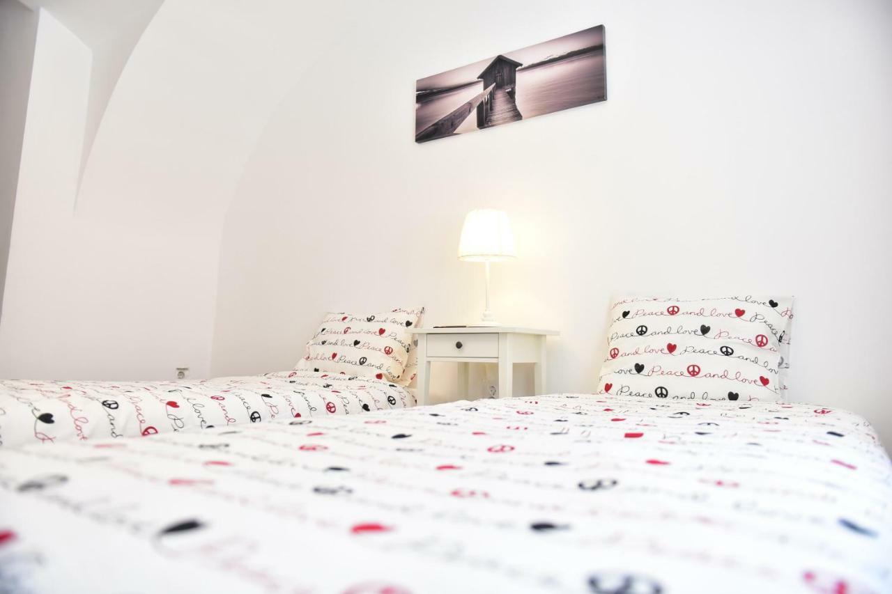 Casa Soare - Ultracentral Guesthouse Sibiu Bagian luar foto